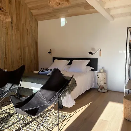 Hotel Ecrin D'auvergne Et Privatif