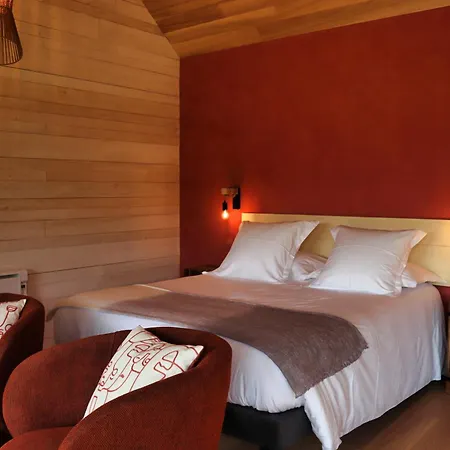 Otel Ecrin D'auvergne Et Privatif 3*